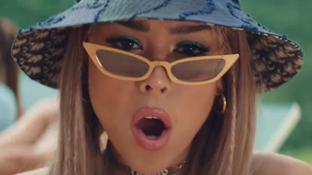 Danna Paola en 'Don't Go'