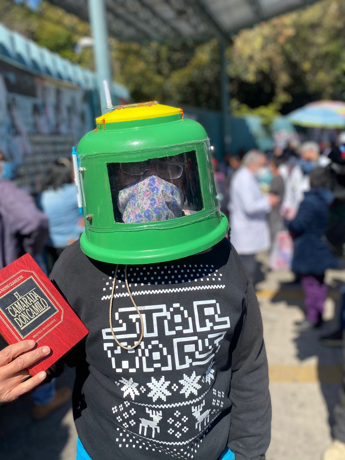 Mexicano crea ‘casco anticovid’