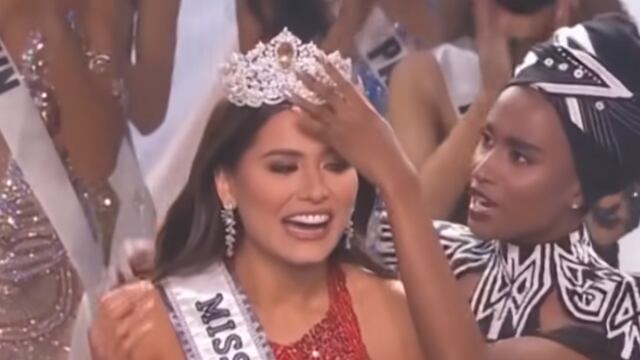 Coronación de Andrea Meza en Miss Universo 2021.