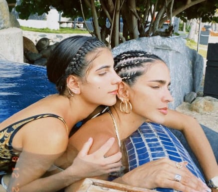 Mar de Regil y Bárbara de Regil.