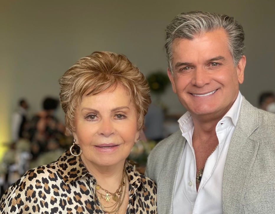 Sergio Basáñez y su madre, María de los Ángeles Rodríguez