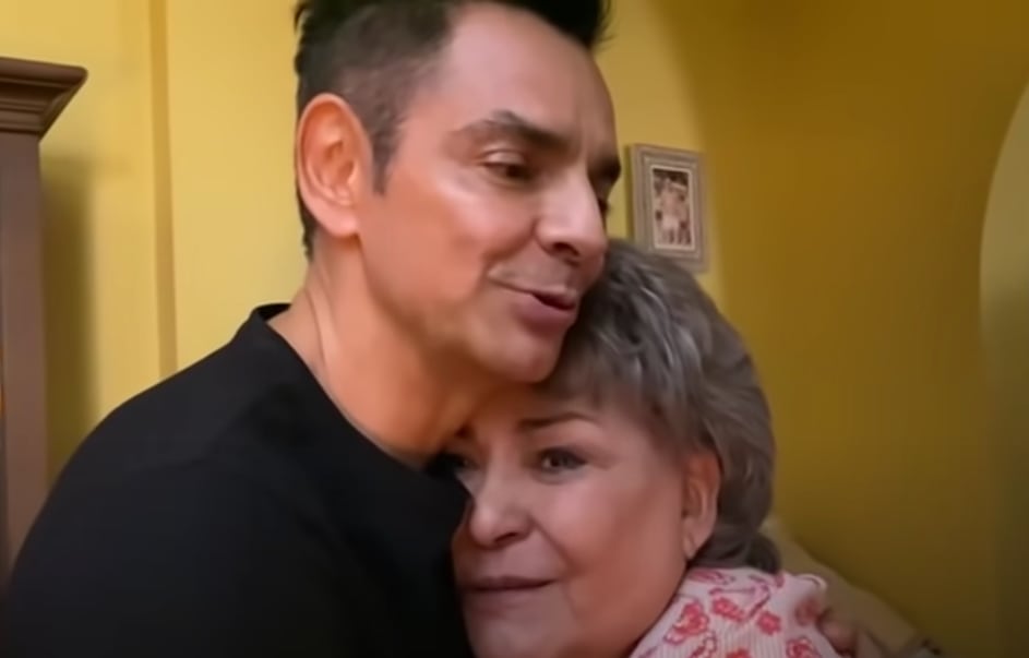 Eugenio Derbez y Carmen Salinas en 'The Valet'