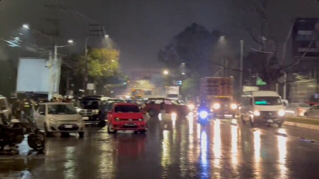 Cierran la José López Portillo en Tultitlán, Estado de México