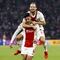 Edson Álvarez marca gol en la victoria del AFC Ajax