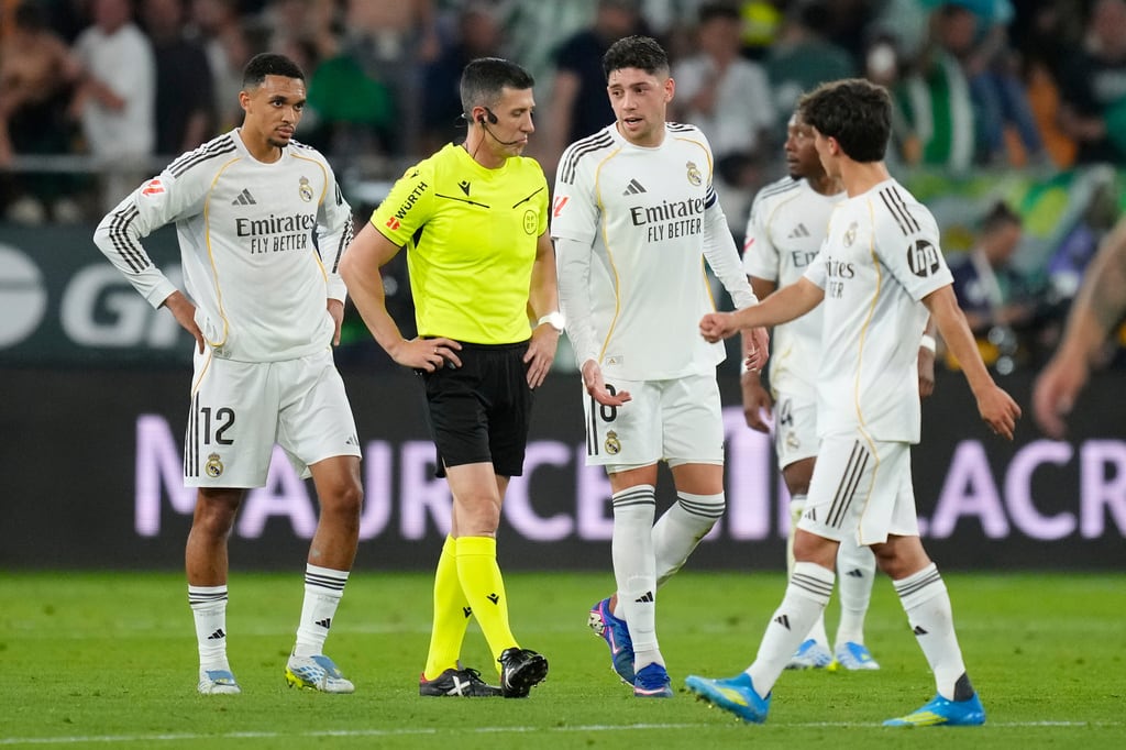 Bronca en el Real Madrid: Valverde y Tchouaméni se encaran en entrenamiento .