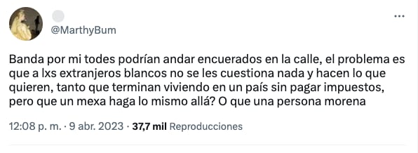 Denuncia a gringa tomando el sol en Parque México