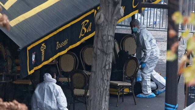 Al despertar, lo primero que quiso saber fue qué había pasado el día de los atentados en la sala.