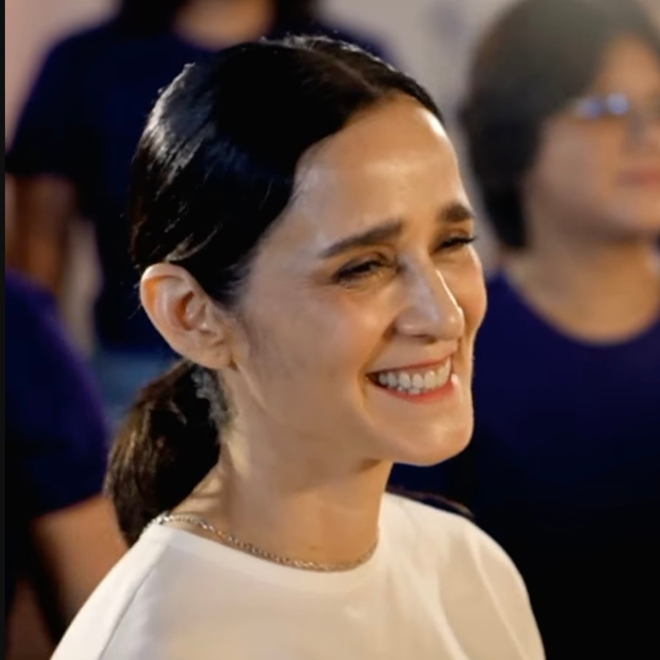 Julieta Venegas sorprende con nueva versión de “La Niña Futbolista” para el Mundial 2026
