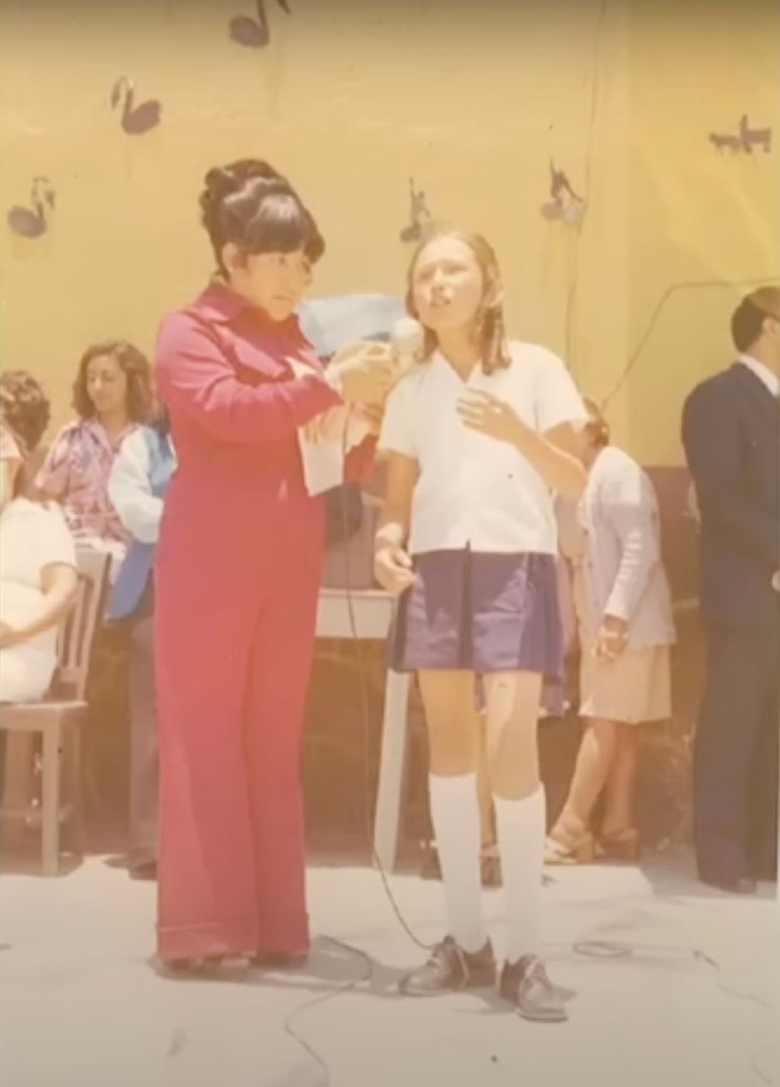 Xochitl Galvez niña