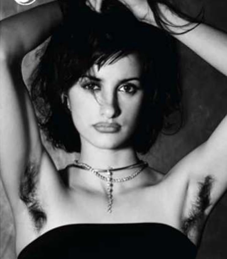 Fernanda Castro muestra famosas con vello en sus axilas