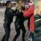 VIDEO: Policías tratan de calmar pleito en Plaza Garibaldi pero terminan golpeadas