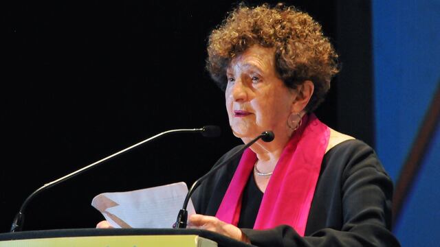 La escritora Margo Glantz