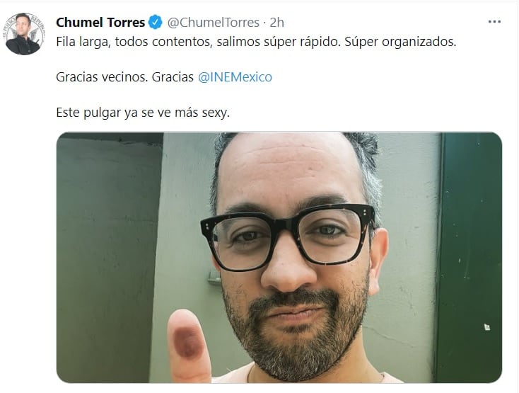 Chumel Torres presume que ya votó
