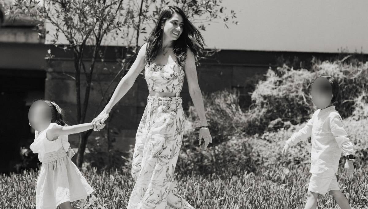 Adriana Greaves y sus hijos