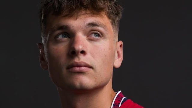 Denis Višinský, futbolista profesional de República Checa.