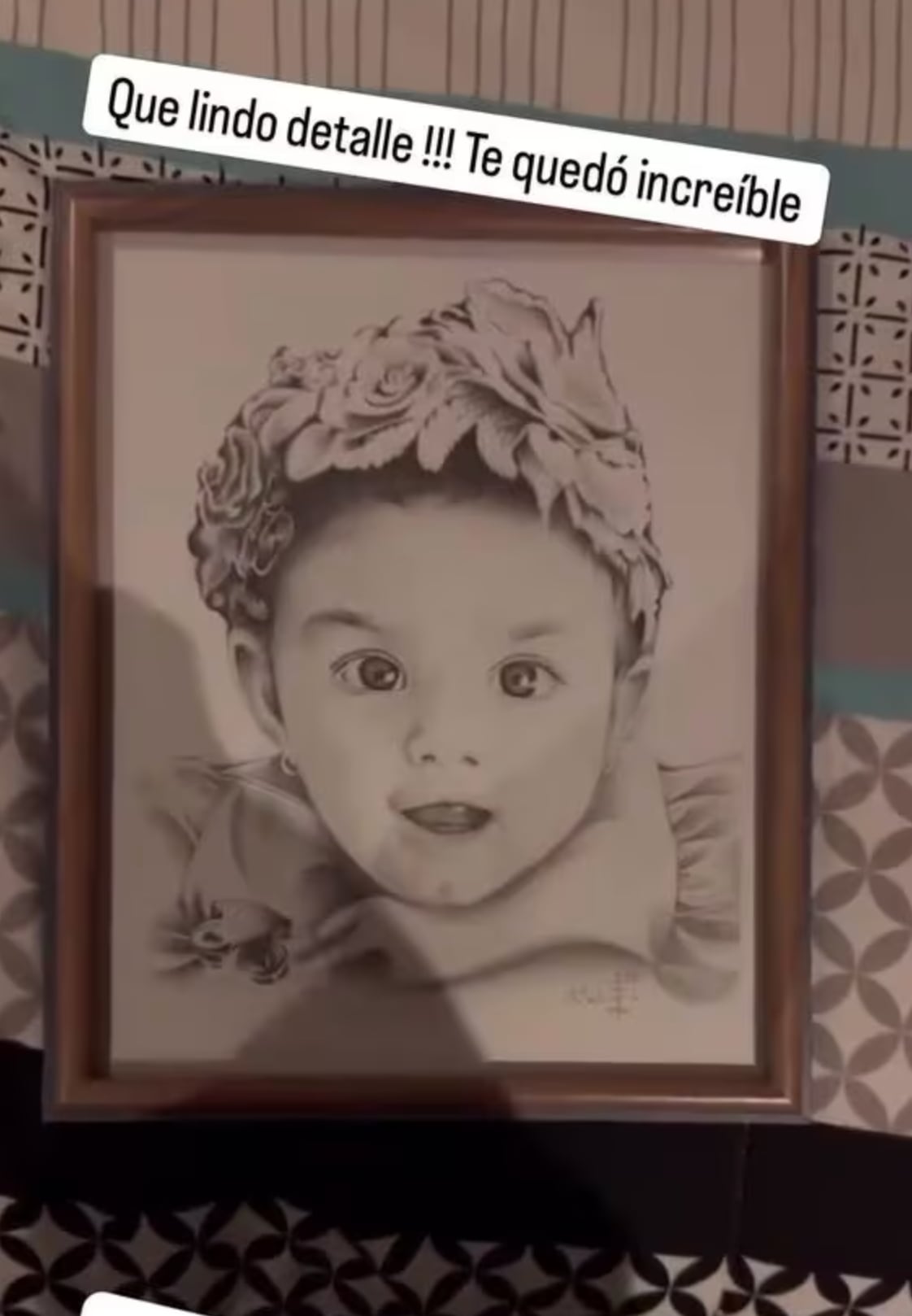 ¿José Eduardo Derbez se tatúo el rostro de su hija Tessa?