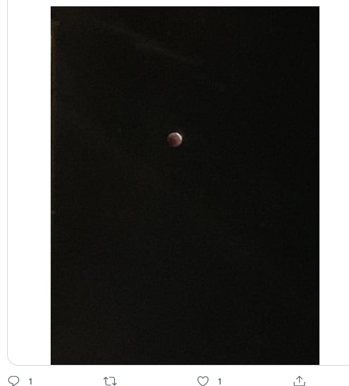 Fotos con mala calidad del Eclipse Lunar 2022