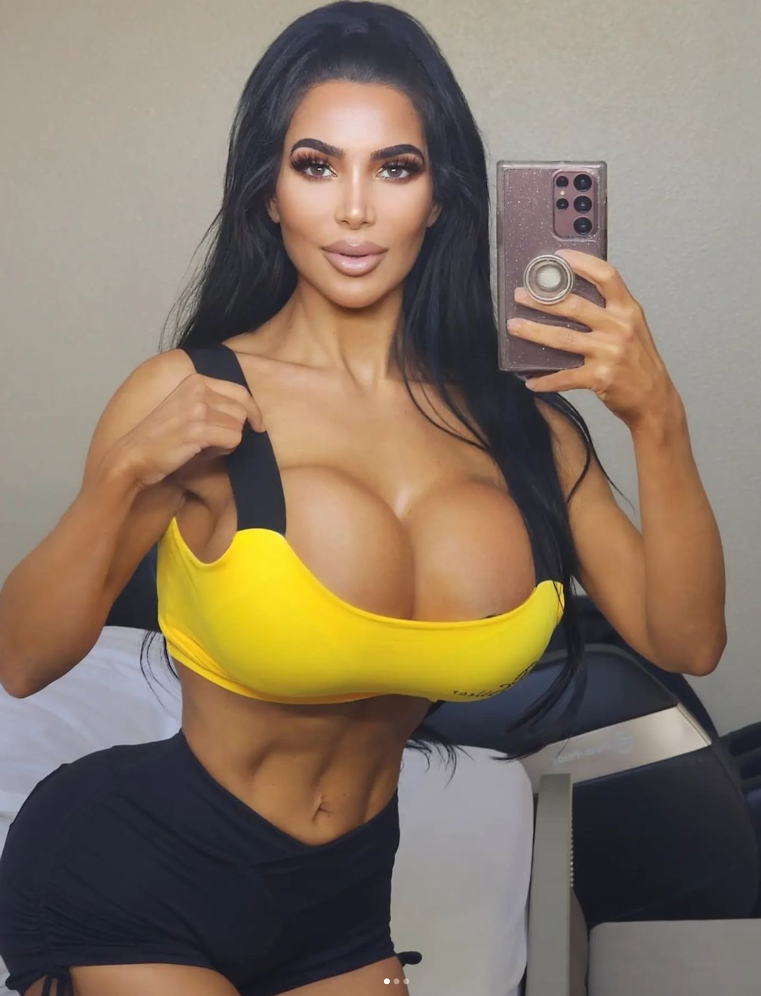 Ella es Christina Ashten Gourkani, la “doble” de Kim Kardashian