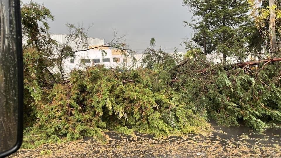 Afectaciones por el tornado en Toluca