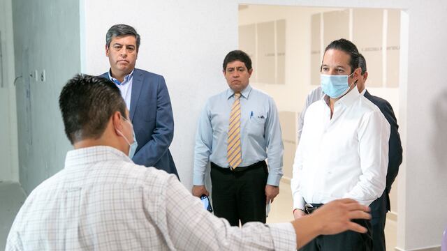 Francisco Domínguez Servién.