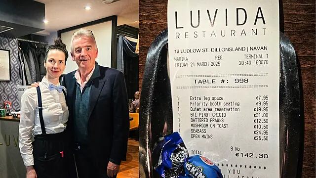 Michael O´Leary es victima de una broma en un restaurante de Dublín