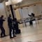 Policía de Francia dispara a mujer que supuestamente amenazó con explotar el Metro de París