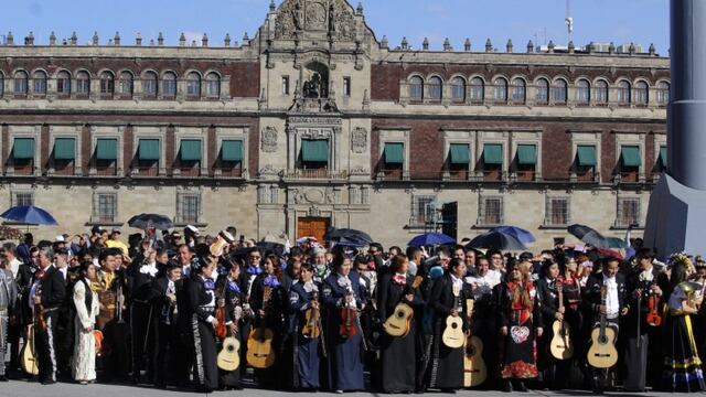 Mariachis de CDMX superan a los de Guadalajara y rompen récord Guinness