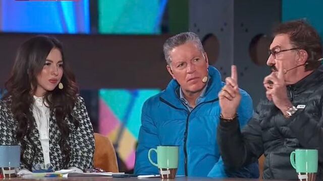 Paty Cantú junto a Ricardo Peláez y La Volpe