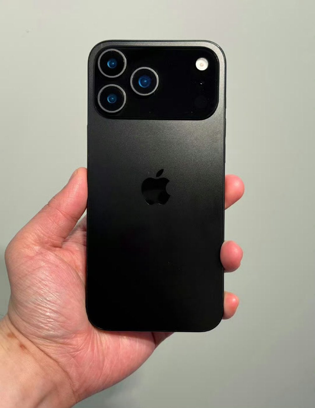 Maqueta iPhone 17 Pro