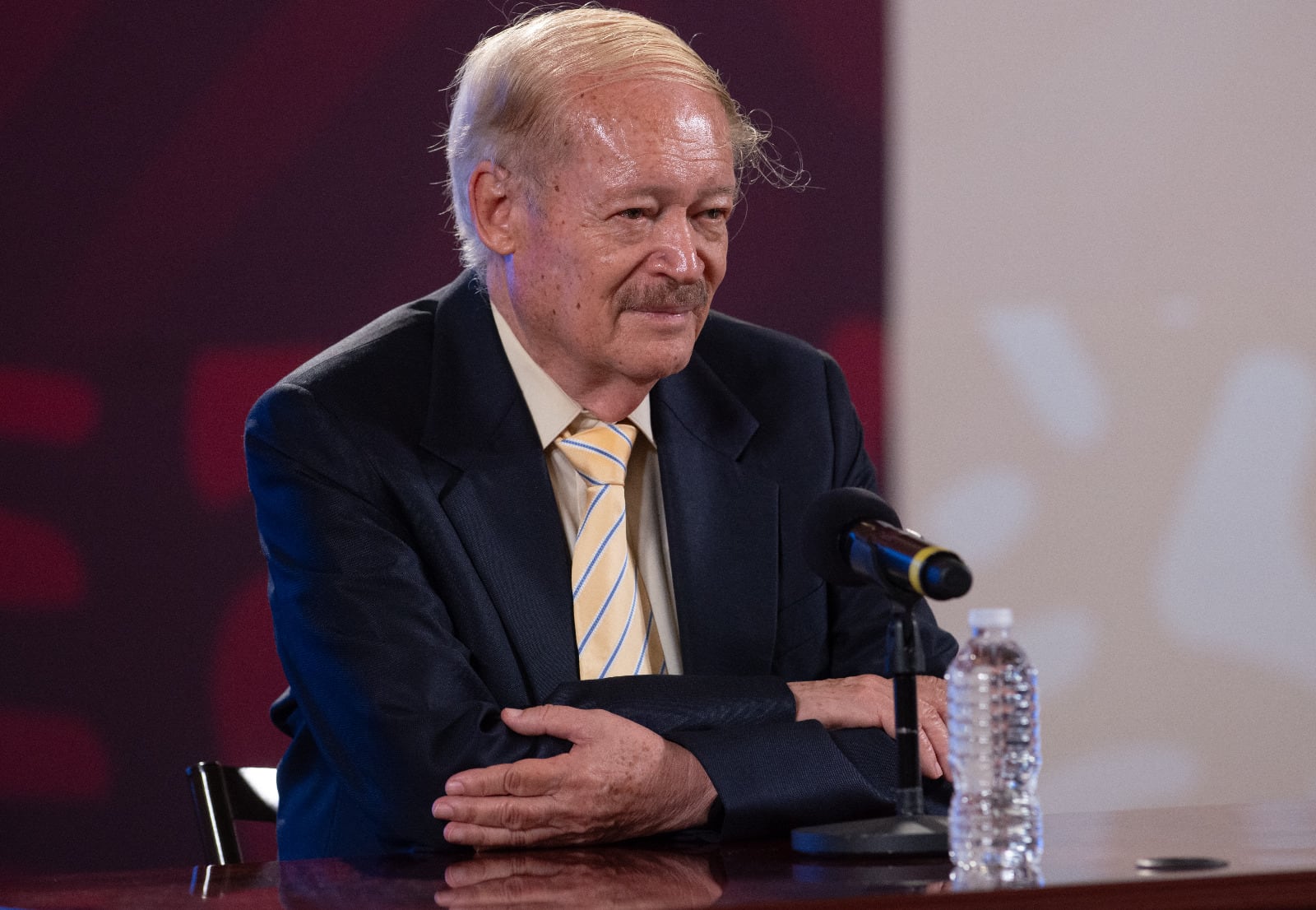 Libros de la SEP en vivo, conferencia vespertina de hoy viernes 18 de agosto