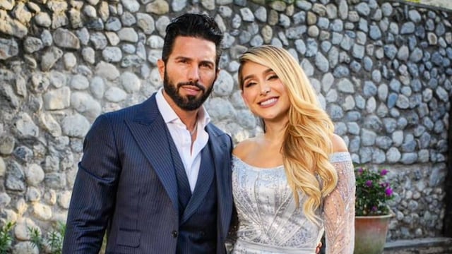 Poncho de Nigris y Marcela Mistral