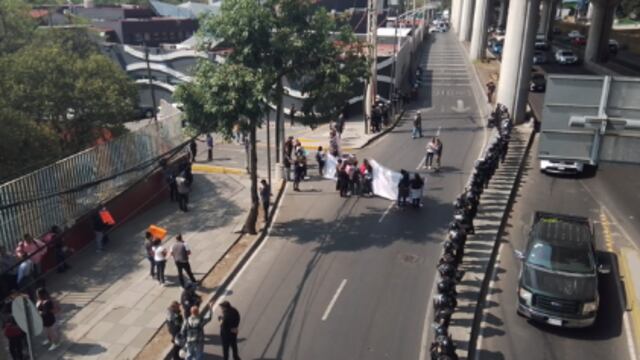 Manifestación en Anillo Periférico en contra de la Línea 3 del Cablebús
