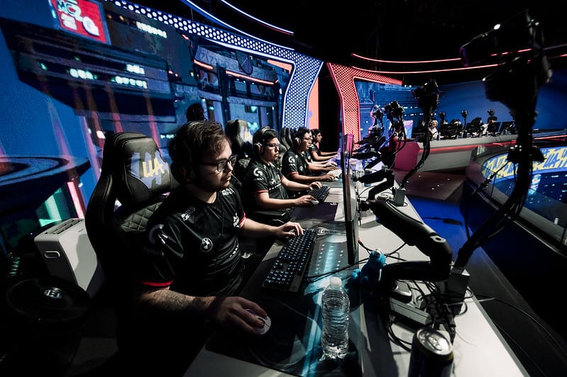 Infinity Campeón LLA League of Legends