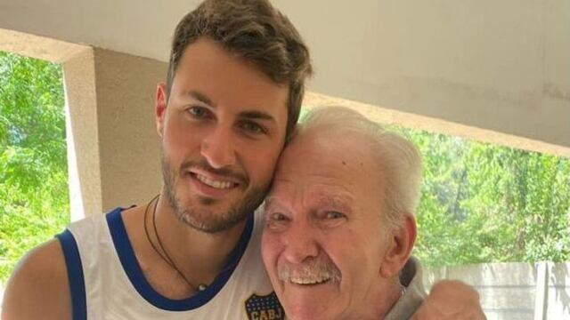 Santiago Giménez despidió con un emotivo mensaje a su abuelo, quien murió el pasado lunes 18 de septiembre.