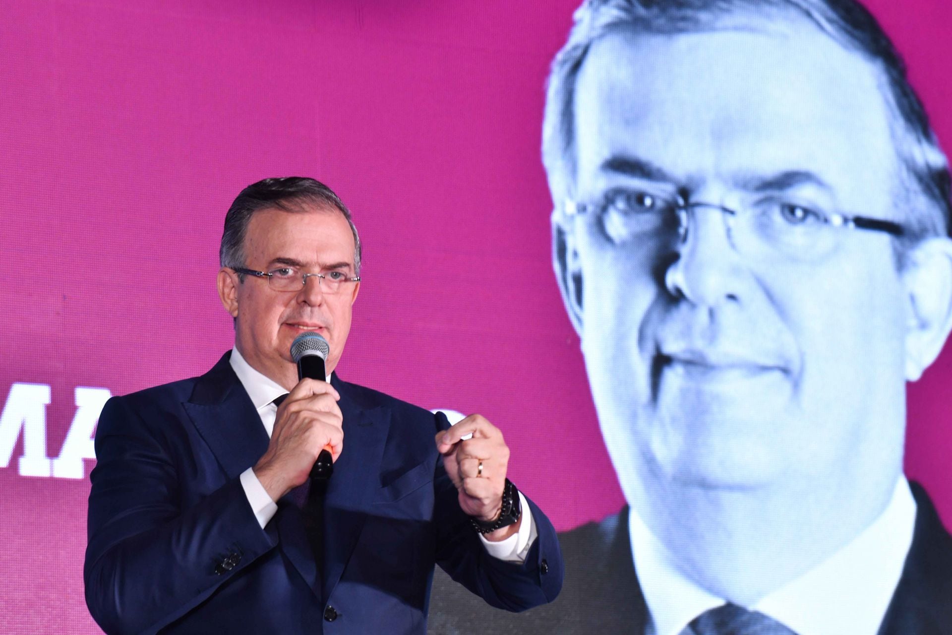 Marcelo Ebrard, aspirante a coordinador nacional de los comités de defensa de la Cuarta Transformación