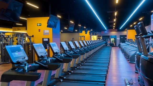 Muere hombre en Smart Fit de Iztacalco