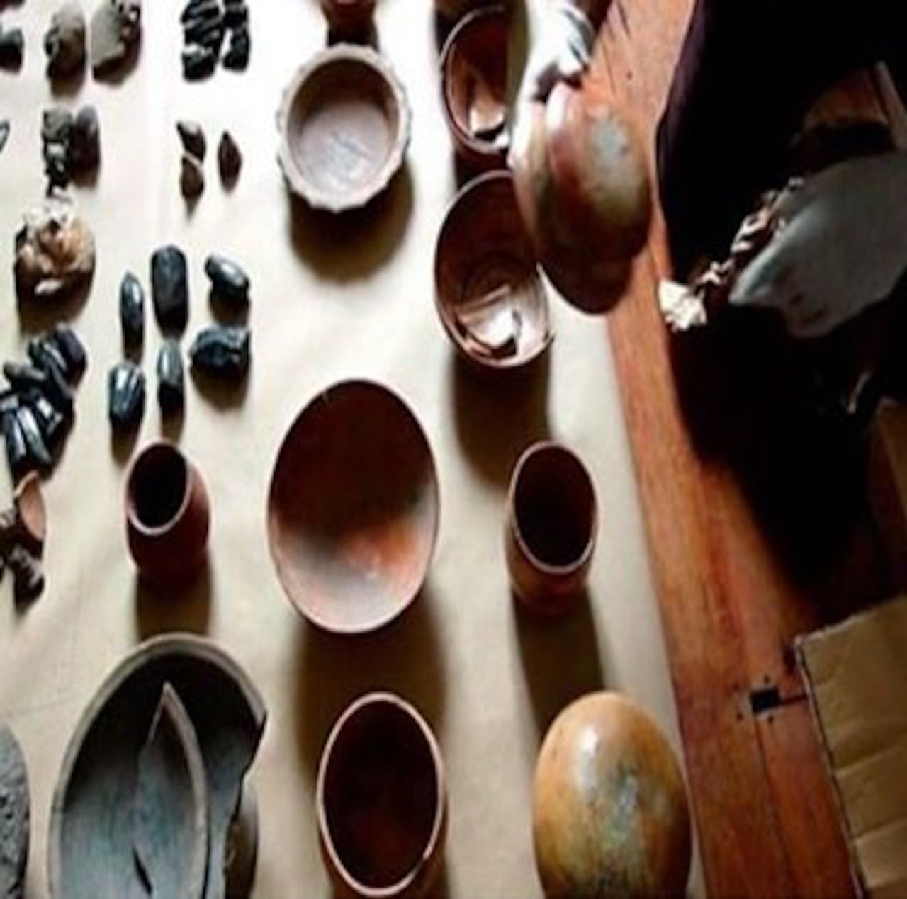 Piezas arqueológicas devueltas.