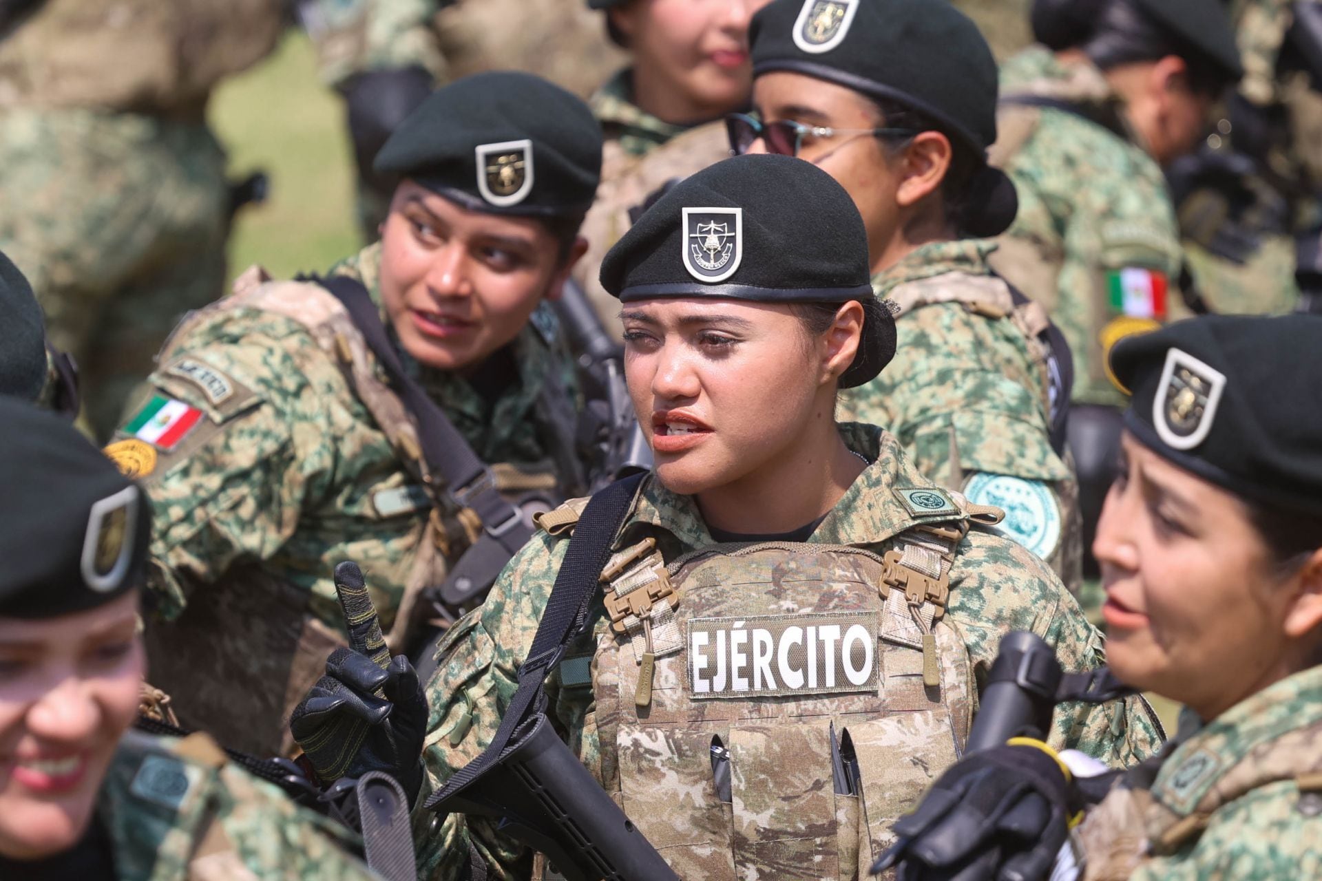 Mujeres en el Ejército