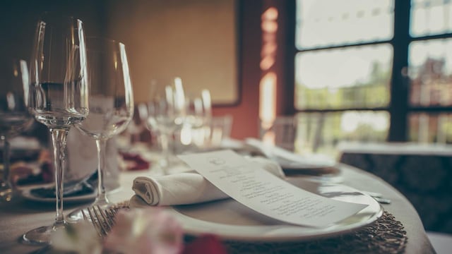 Chef Hugo Miguel Vignola explica cómo leer la carta para elegir un restaurante.