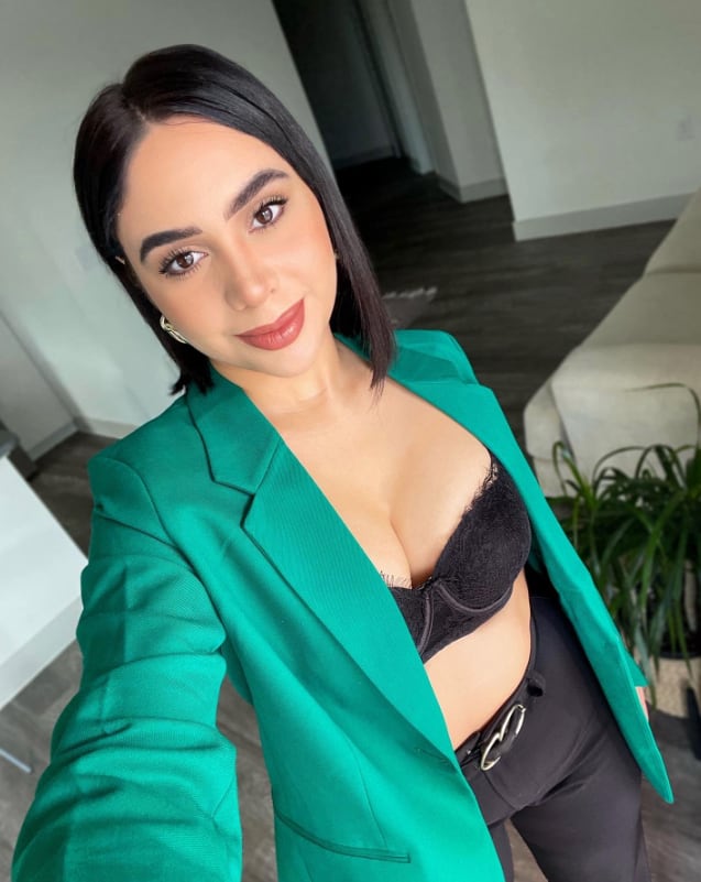 Quería ser rubia y terminó sin cabello