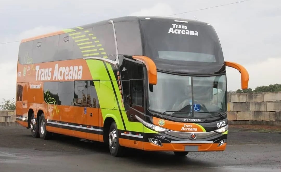 La ruta de autobús más larga del mundo que abarca dos países y ofrece hermosos paisajes