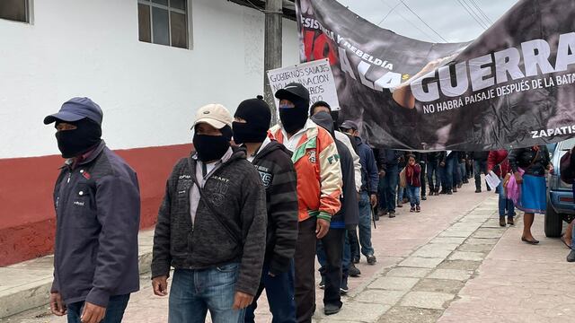 zapatistas y ejidatarios de Altamirano, Chiapas marchan por la liberación de 37 campesinos/Facebook