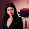 Frágil como una rosa o como una bomba: la respuesta de Cazzu a Nodal