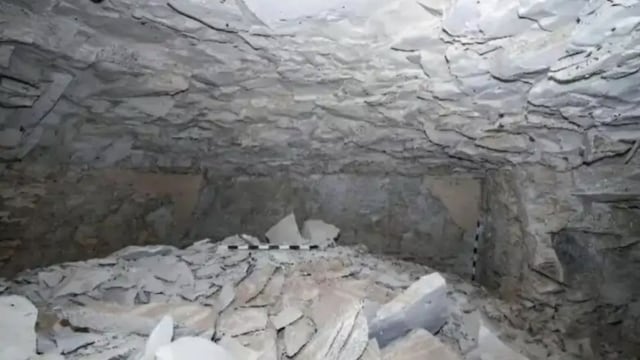 Interior de la tumba de Tutmosis II