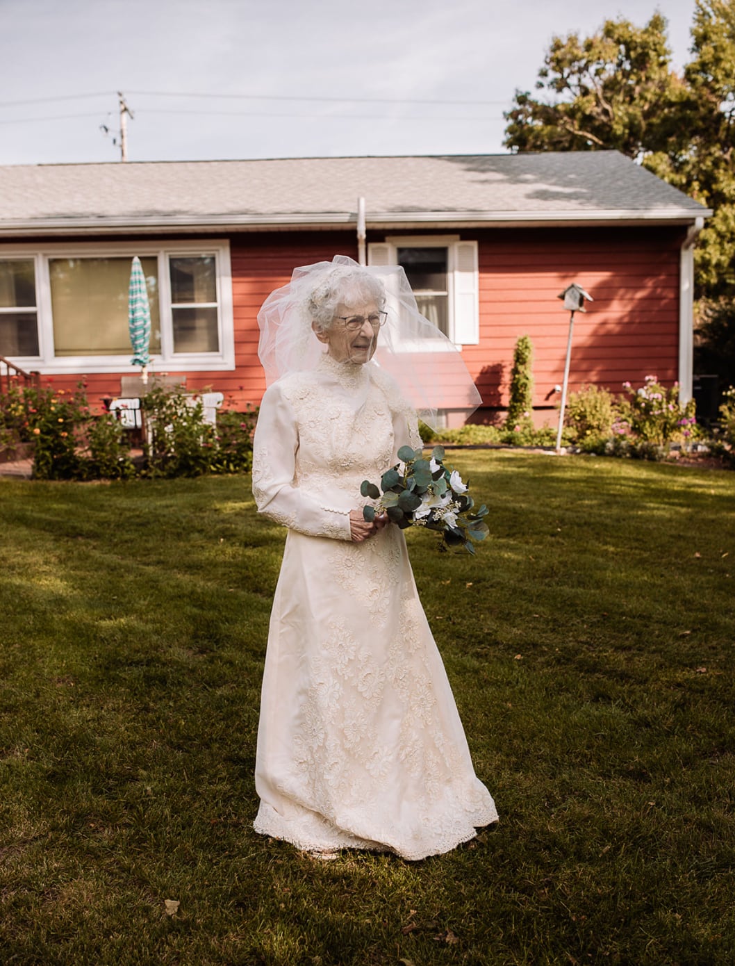 Pareja recrea su boda luego de 77 años