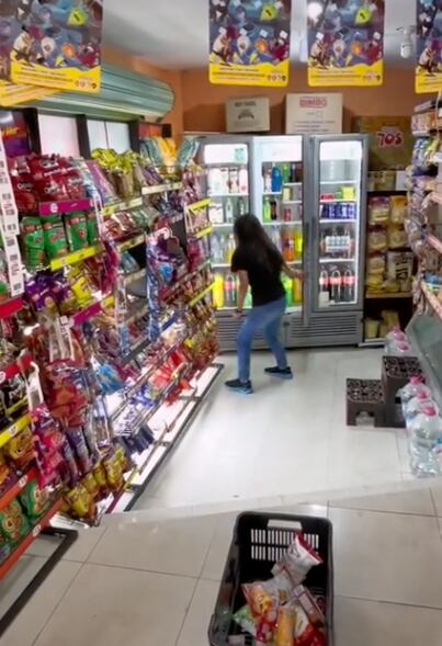 Tiendita regala productos a los mejores alumnos