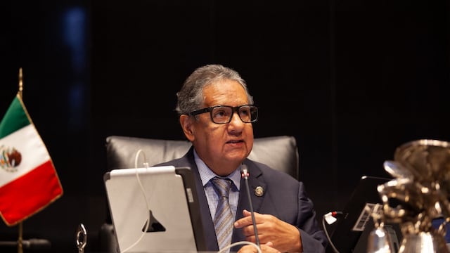 Higinio Martínez dijo que la mejor forma de combatir a la ultraderecha en las elecciones 2027 es poner candidatos “limpios”.