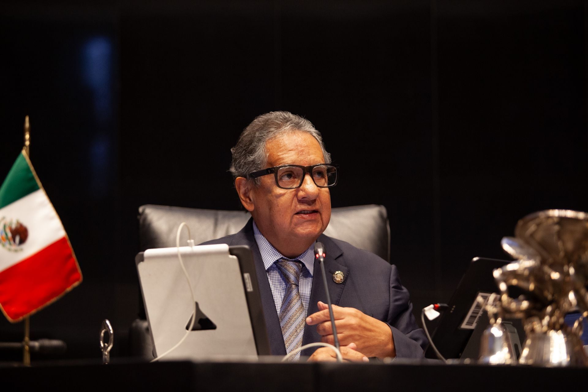 Higinio Martínez dijo que la mejor forma de combatir a la ultraderecha en las elecciones 2027 es poner candidatos “limpios”.