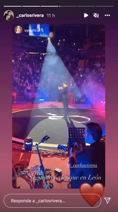 Cinthya Rodríguez se hace presente en concierto de Carlos Rivera
