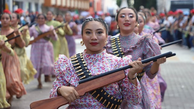 Desfile cívico, deportivo y cultural de la Revolución Mexicana